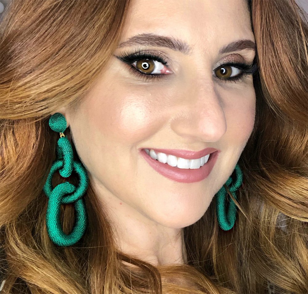 Como escolher o melhor corretivo para pele madura